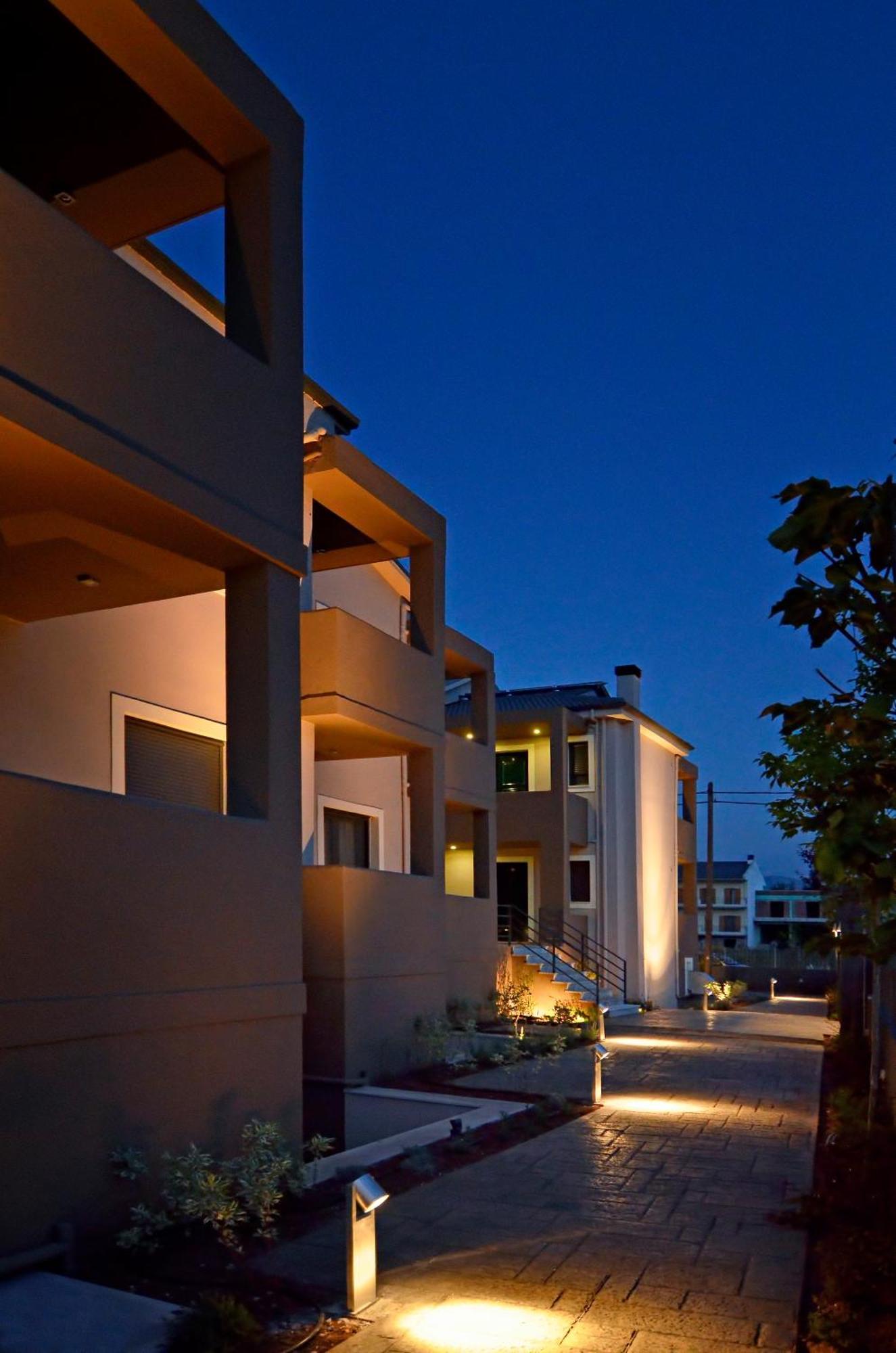 Ellopia Point Hotel يانينة المظهر الخارجي الصورة